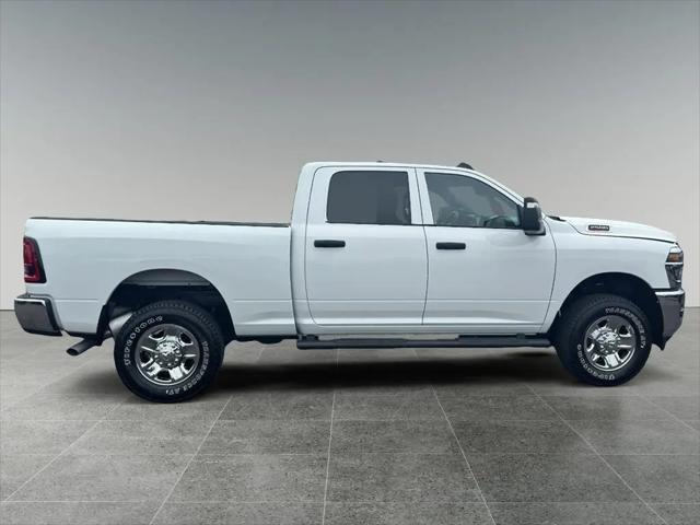 2025 Ram 2500 Tradesman Crew Cab 4x4 6'4" Box