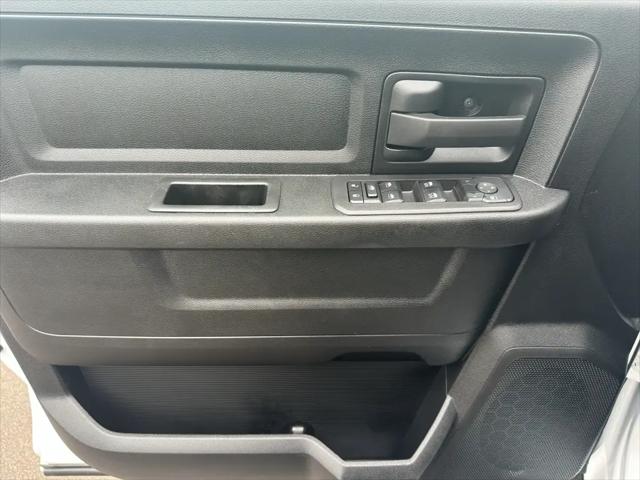 2025 Ram 2500 Tradesman Crew Cab 4x4 6'4" Box