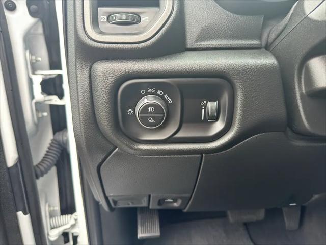 2025 Ram 2500 Tradesman Crew Cab 4x4 6'4" Box