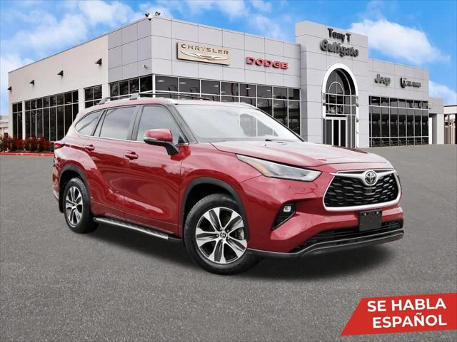 2023 Toyota Highlander XLE for sale in Houston, TX