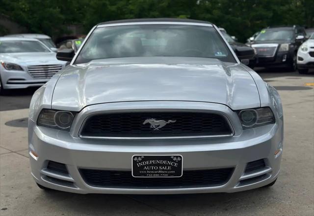 2013 Ford Mustang V6