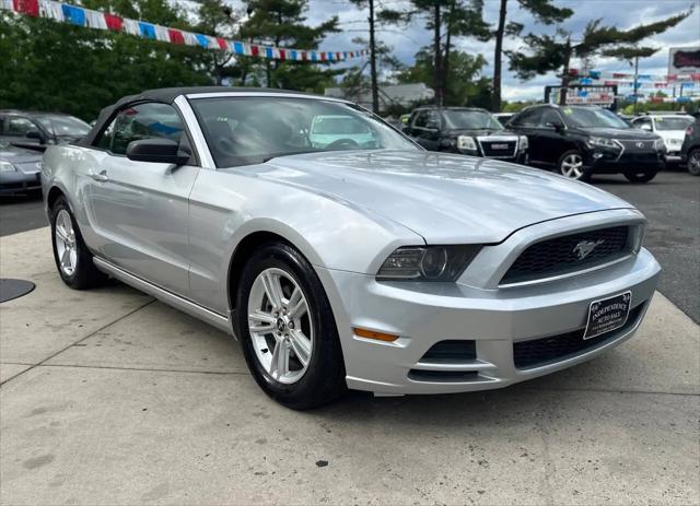 2013 Ford Mustang V6