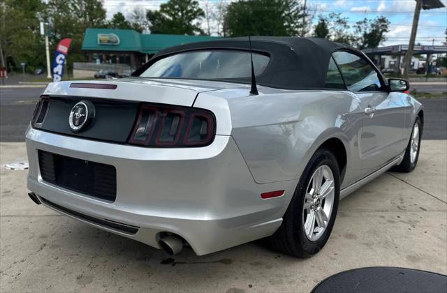 2013 Ford Mustang V6