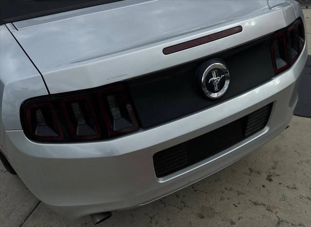 2013 Ford Mustang V6