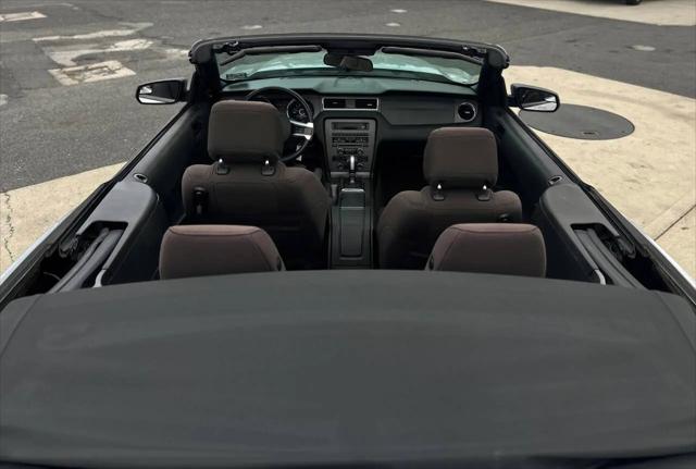 2013 Ford Mustang V6