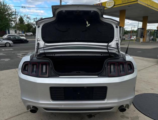 2013 Ford Mustang V6