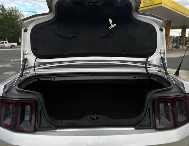 2013 Ford Mustang V6