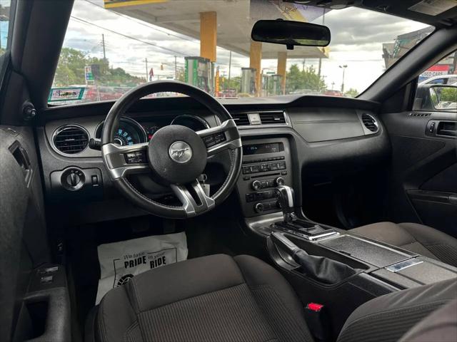 2013 Ford Mustang V6