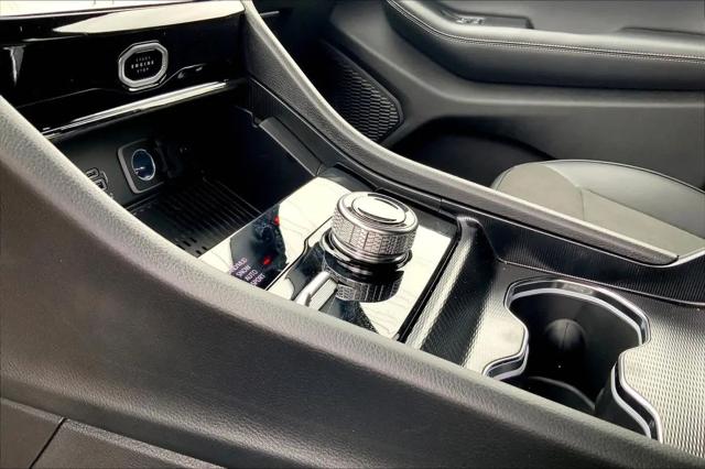 2026 Jeep Grand Cherokee Altitude 4x2