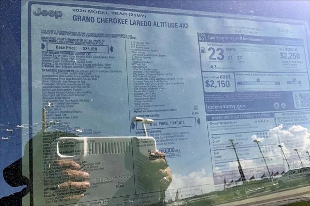 2026 Jeep Grand Cherokee Altitude 4x2