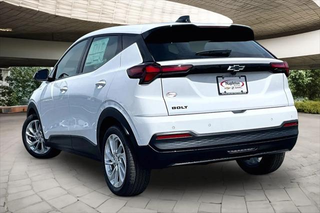 2027 Chevrolet Bolt LT FWD