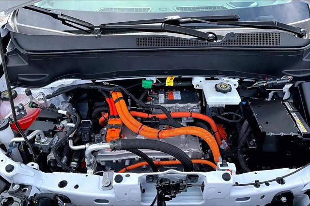 2027 Chevrolet Bolt LT FWD