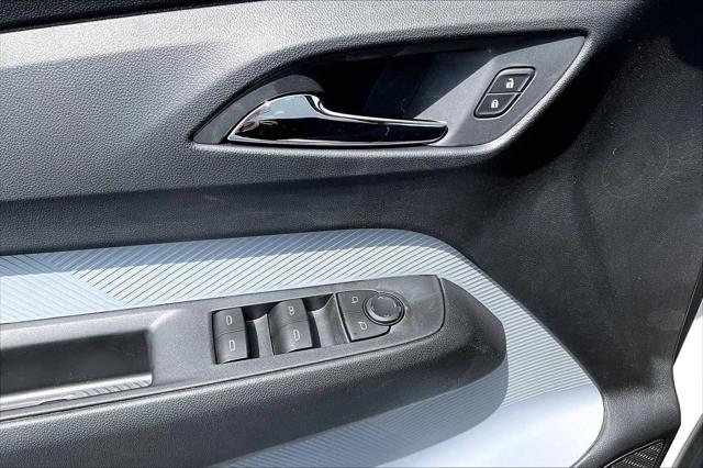 2027 Chevrolet Bolt LT FWD