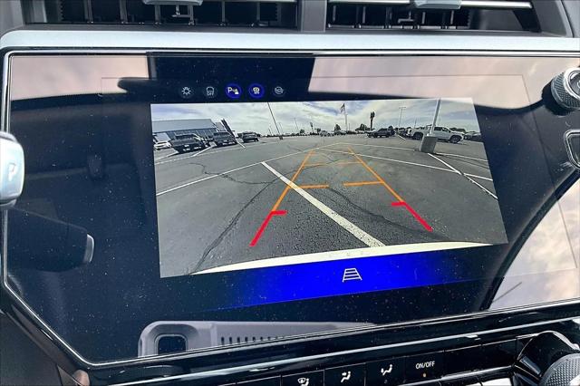 2027 Chevrolet Bolt LT FWD