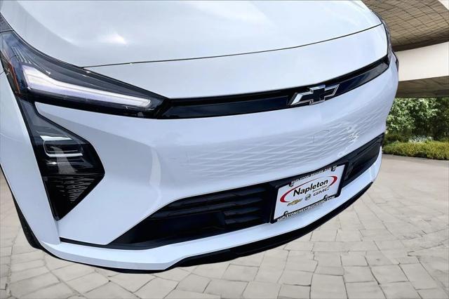 2027 Chevrolet Bolt LT FWD
