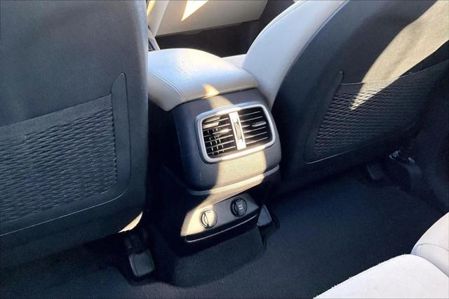 2018 Kia Sorento 2.4L LX