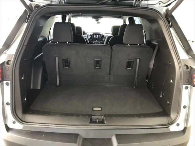 2023 Chevrolet Traverse AWD LT Cloth