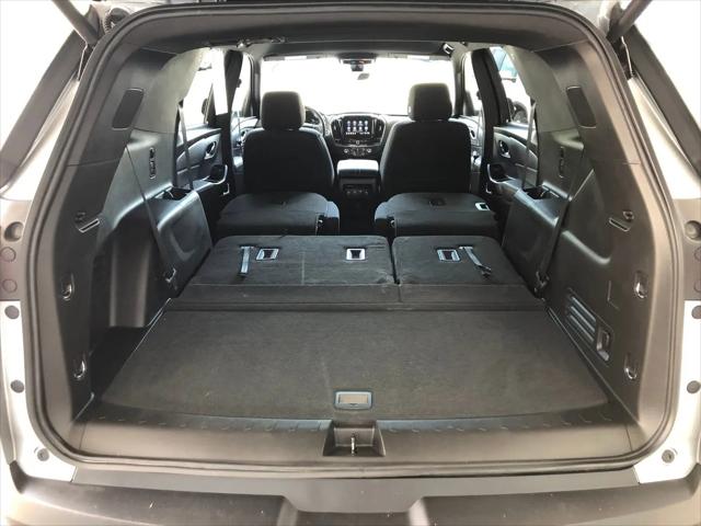 2023 Chevrolet Traverse AWD LT Cloth