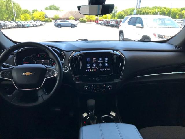 2023 Chevrolet Traverse AWD LT Cloth