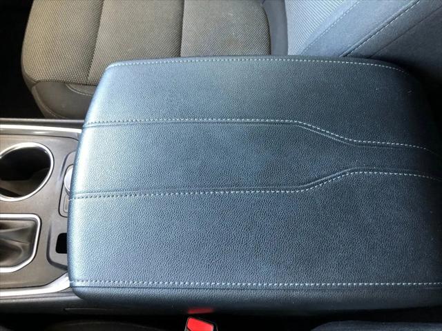 2023 Chevrolet Traverse AWD LT Cloth