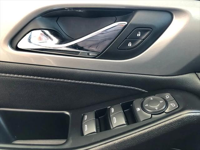 2023 Chevrolet Traverse AWD LT Cloth