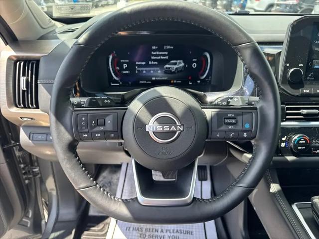 2025 Nissan Pathfinder Platinum 4WD