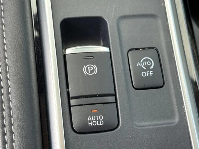 2025 Nissan Pathfinder Platinum 4WD