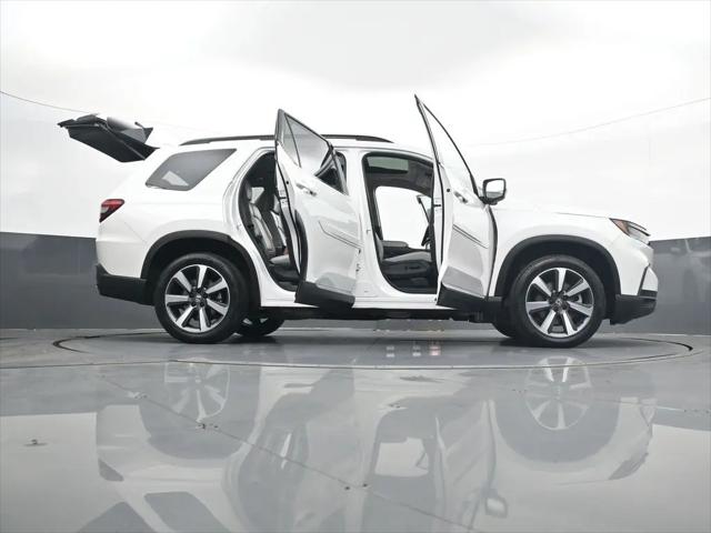 2024 Honda Pilot Touring