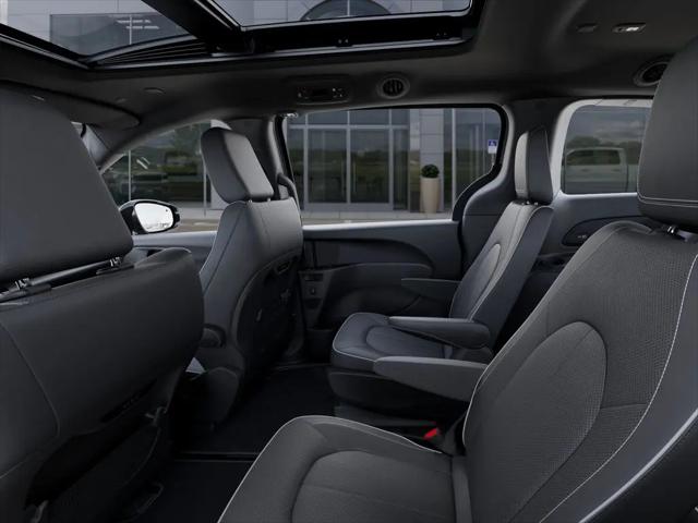 2027 Chrysler Pacifica Limited AWD