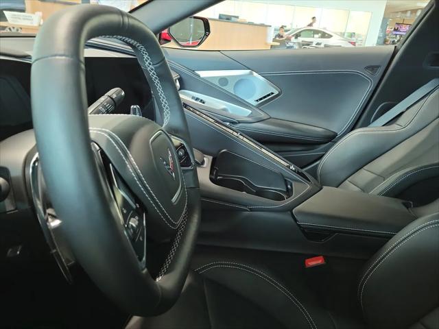 2025 Chevrolet Corvette Stingray RWD Coupe 2LT