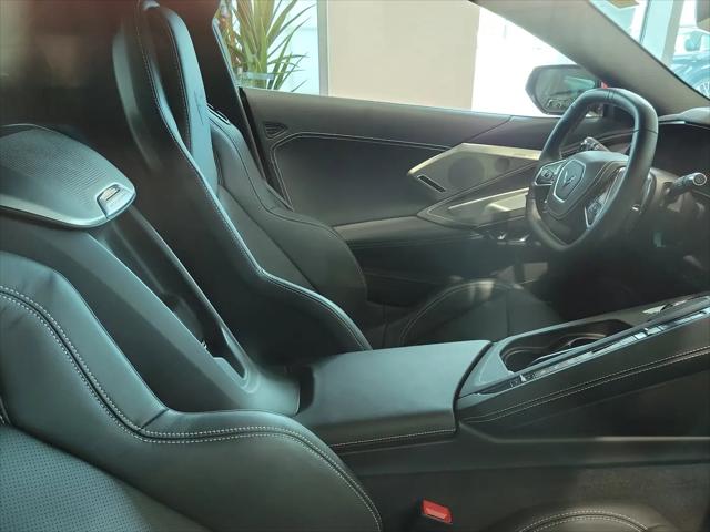 2025 Chevrolet Corvette Stingray RWD Coupe 2LT