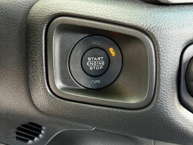 2025 Jeep Wrangler 4-Door Summit 4x4