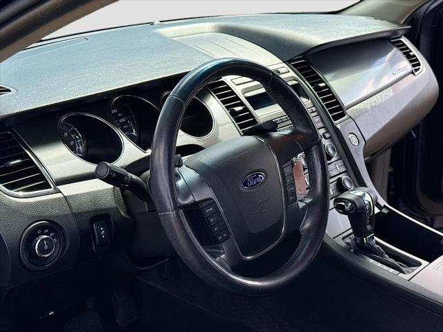 2011 Ford Taurus SEL