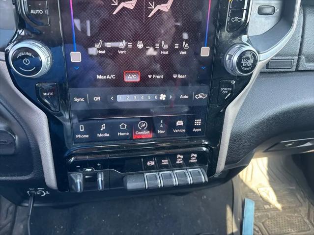 2023 Ram 2500 Laramie Crew Cab 4x4 6'4" Box