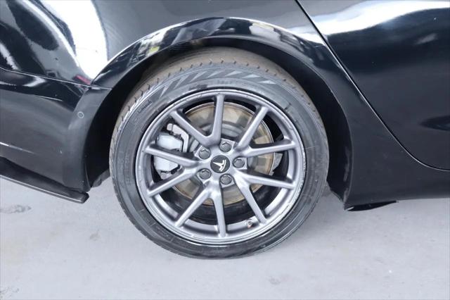 2019 Tesla Model 3 Mid Range