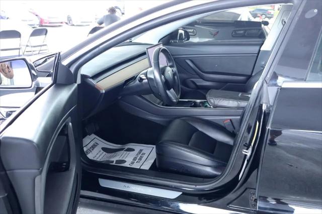 2019 Tesla Model 3 Mid Range