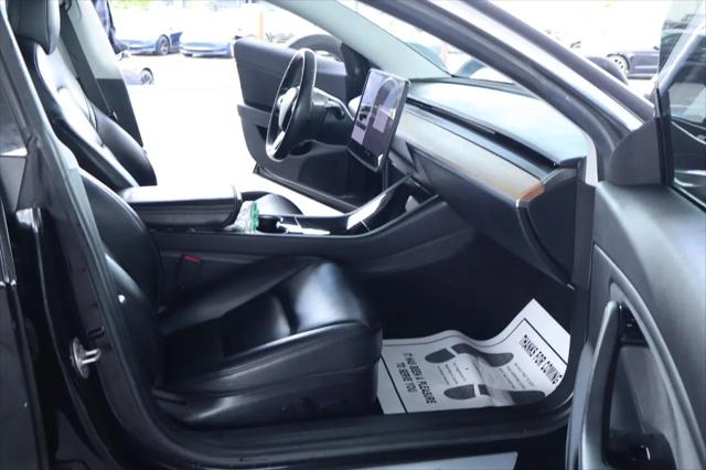 2019 Tesla Model 3 Mid Range