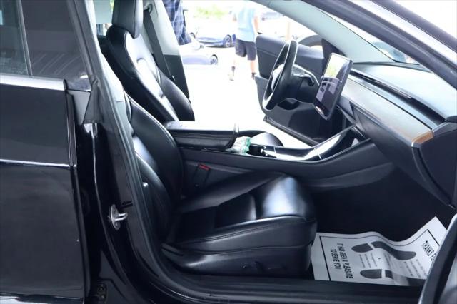 2019 Tesla Model 3 Mid Range