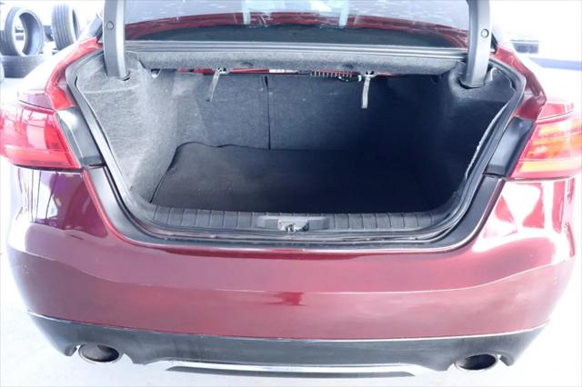 2017 Nissan Maxima 3.5 SR