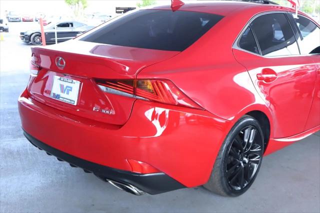 2018 Lexus IS 300 IS 300