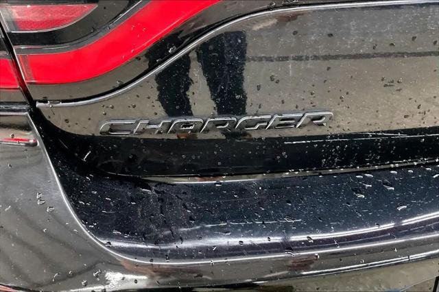 2018 Dodge Charger SXT RWD