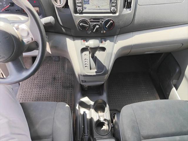 2017 Nissan NV200 SV