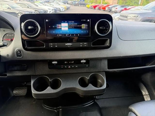 2023 Mercedes-Benz Sprinter 2500 Standard Roof 4-Cyl Diesel