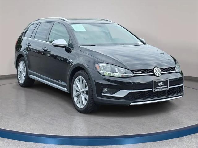 2018 Volkswagen Golf Alltrack TSI S