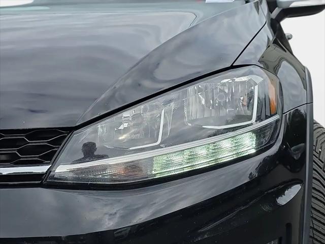 2018 Volkswagen Golf Alltrack TSI S