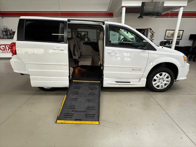 2015 Dodge Grand Caravan SE