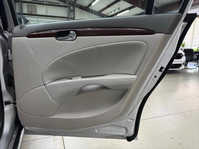 2011 Buick Lucerne CX