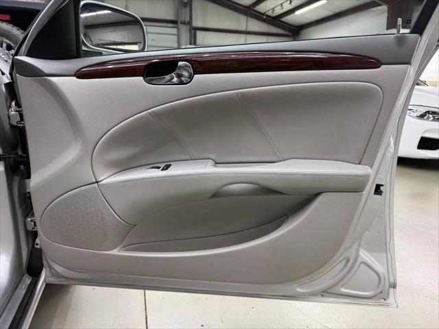 2011 Buick Lucerne CX