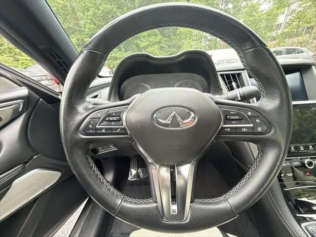 2022 INFINITI Q60 LUXE AWD