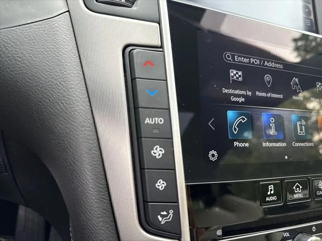 2022 INFINITI Q60 LUXE AWD